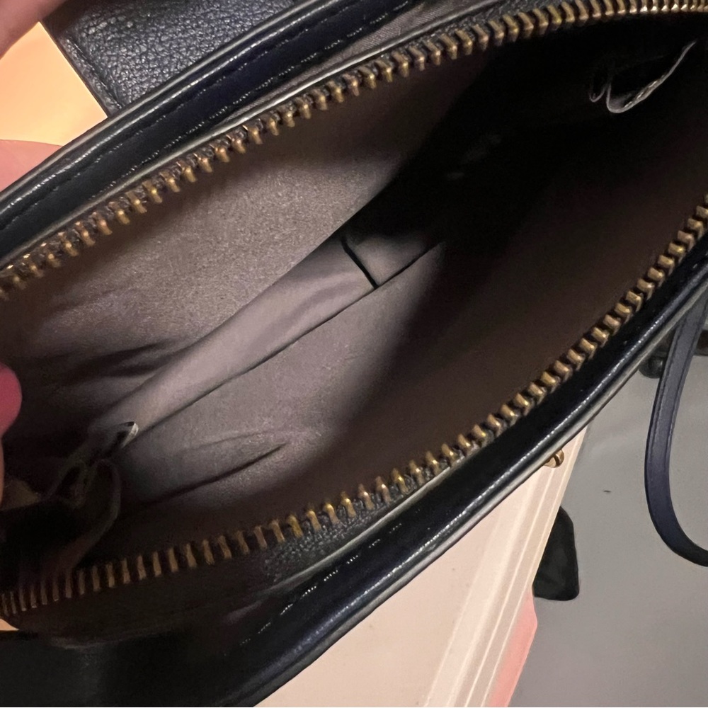 Fossil Dark Blue Leather Crossbody Messenger Bag with Gold Accents - Picture 7 of 12